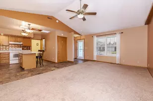104 Susan Dr, Dwight, IL 60420 - Photo 11