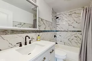 8650 Ferris Ave, Morton Grove, IL 60053 - Photo 11