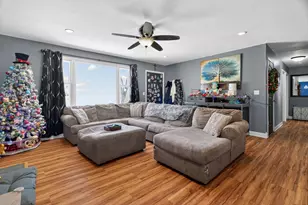 2550 Garden Ct, Joliet, IL 60435 - Photo 5