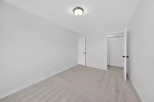 453 Normandie Ln, Round Lake, IL 60073 - Photo 17