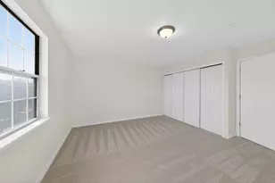 453 Normandie Ln, Round Lake, IL 60073 - Photo 13