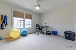 231 Cater Ln, Libertyville, IL 60048 - Photo 33