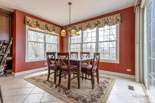 231 Cater Ln, Libertyville, IL 60048 - Photo 13