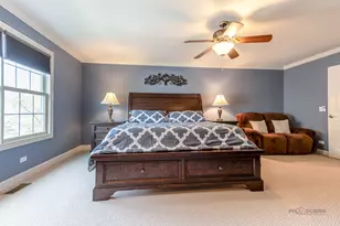 231 Cater Ln, Libertyville, IL 60048 - Photo 23