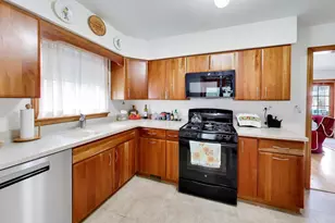 311 Elm St, Glen Ellyn, IL 60137 - Photo 11