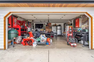 340 Stonehurst Ln, Roselle, IL 60172 - Photo 23