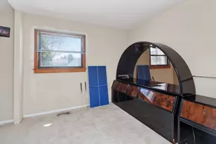 1170 Lancaster Ct, Hoffman Estates, IL 60195 - Photo 23