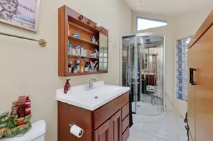 1170 Lancaster Ct, Hoffman Estates, IL 60195 - Photo 15