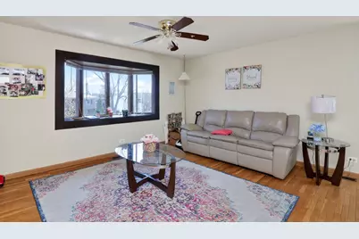 1170 Lancaster Court, Hoffman Estates, IL 60195 - Photo 13