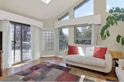 1170 Lancaster Court, Hoffman Estates, IL 60195 - Photo 9