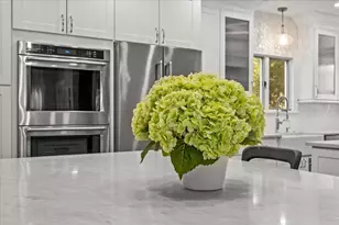 1036 Ashland Ave, Wilmette, IL 60091 - Photo 11