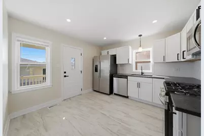 6535 S Kolin Avenue, Chicago, IL 60629 - Photo 5