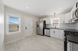 6535 S Kolin Ave, Chicago, IL 60629 - Photo 5