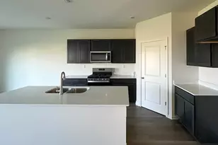 2662 Camelback Dr, Pingree Grove, IL 60140 - Photo 5