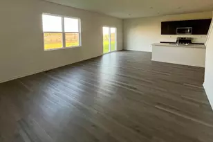 2662 Camelback Dr, Pingree Grove, IL 60140 - Photo 11