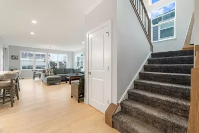 580 Francesca Lane, Roselle, IL 60172 - Photo 3