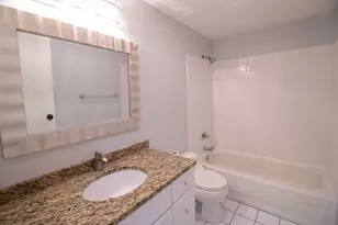 502 W Huntington Commons Rd, Mount Prospect, IL 60056 - Photo 5