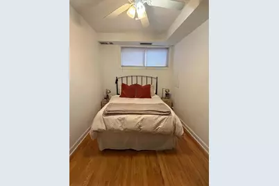 1038 W Waveland Avenue #2, Chicago, IL 60613 - Photo 5