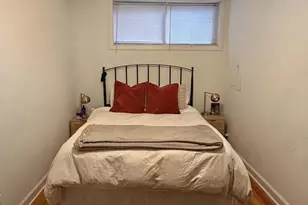 1038 W Waveland Ave, Chicago, IL 60613 - Photo 5