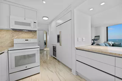 505 N Lake Shore Drive #3904, Chicago, IL 60611 - Photo 5