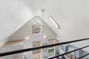 2016 W Charleston Ave, Chicago, IL 60647 - Photo 5