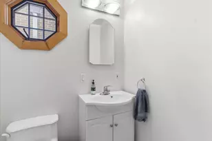 2016 W Charleston Ave, Chicago, IL 60647 - Photo 11