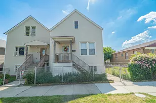 10439 S Ave M, Chicago, IL 60617 - Photo 1