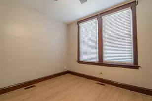 10439 S Ave M, Chicago, IL 60617 - Photo 15