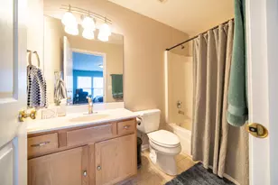 1156 Longwood Dr, Lisle, IL 60532 - Photo 11