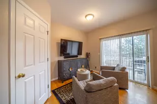 1156 Longwood Dr, Lisle, IL 60532 - Photo 5