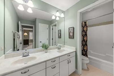 646 Highview Avenue, Glen Ellyn, IL 60137 - Photo 29