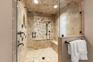 646 Highview Ave, Glen Ellyn, IL 60137 - Photo 21