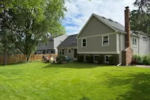206 Ashland Ct, Vernon Hills, IL 60061 - Photo 15
