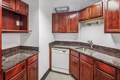 1327 W Washington Boulevard #105, Chicago, IL 60607 - Photo 13