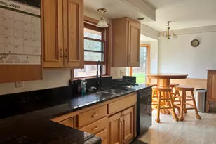 2279 E 500N Rd, Paxton, IL 60957 - Photo 9