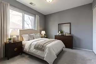 1107 Woodbury Ln, Wheeling, IL 60090 - Photo 9