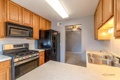 1107 Woodbury Lane #A2, Wheeling, IL 60090 - Photo 17