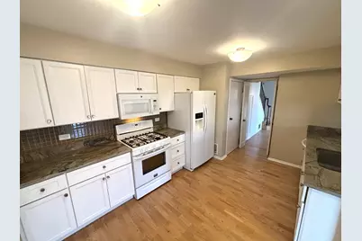 1414 Pebblecreek Drive, Glenview, IL 60025 - Photo 3