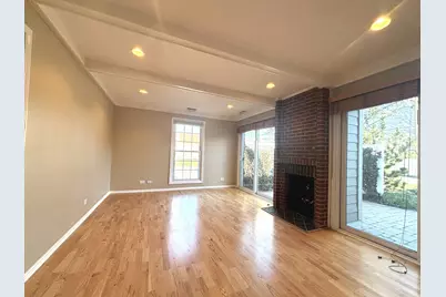 1414 Pebblecreek Drive, Glenview, IL 60025 - Photo 9