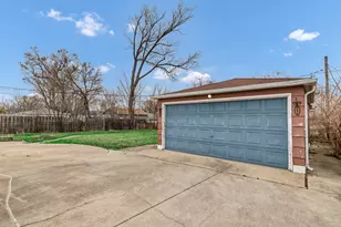 705 Cumberland St, Hoffman Estates, IL 60169 - Photo 7