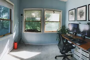 1319 W Early Ave, Chicago, IL 60660 - Photo 11