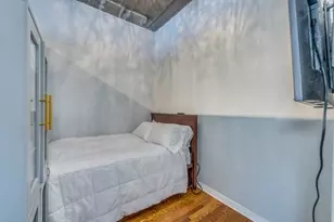 1001 W 15th St, Chicago, IL 60608 - Photo 11