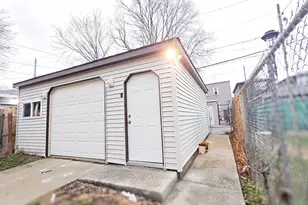 907 N Leamington Ave, Chicago, IL 60651 - Photo 21