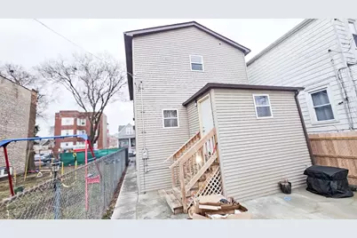 907 N Leamington Avenue, Chicago, IL 60651 - Photo 19