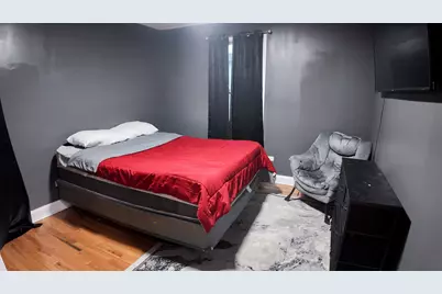 907 N Leamington Avenue, Chicago, IL 60651 - Photo 15