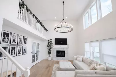 87 S Savannah Parkway, Round Lake, IL 60073 - Photo 9