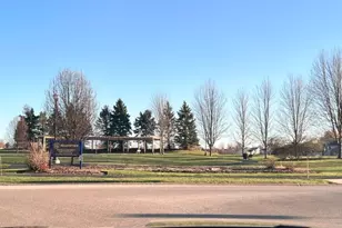 87 S Savannah Pkwy, Round Lake, IL 60073 - Photo 21