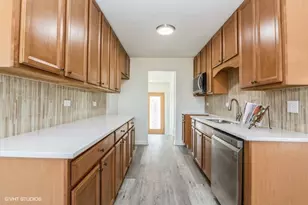 1142 E 159th Pl, South Holland, IL 60473 - Photo 7