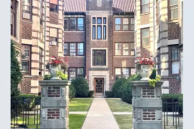 612 Sheridan Road #1, Evanston, IL 60202 - Photo 1