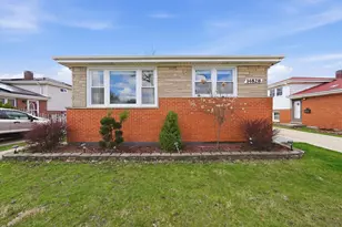 14828 St Louis Ave, Midlothian, IL 60445 - Photo 1